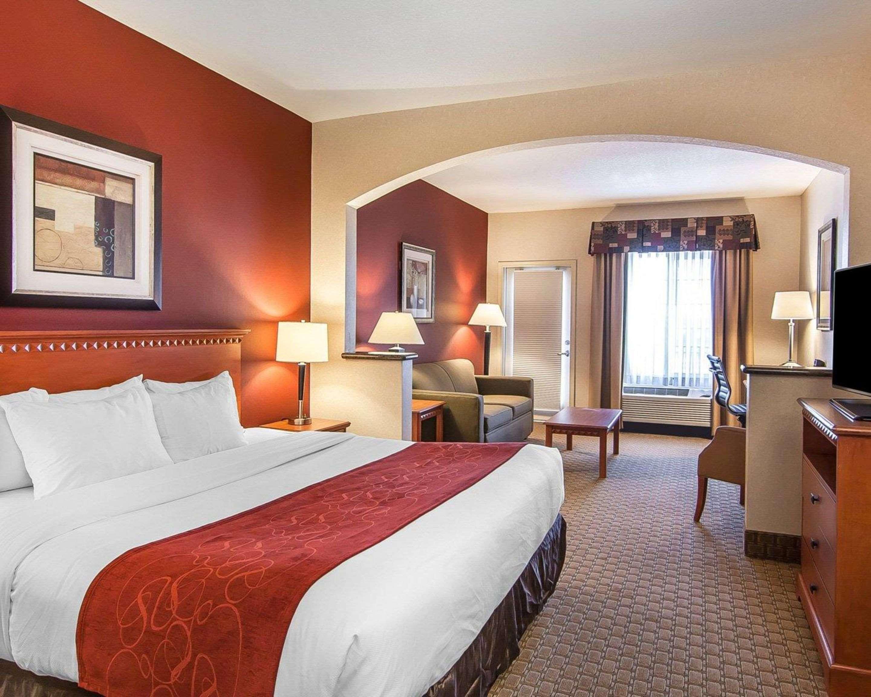 คอมฟอร์ท สวีท เรดมอนด์ แอร์พอร์ท Hotel ภายนอก รูปภาพ